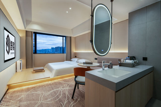 來揭陽住舒宸酒店/贈兩餐/自助早餐及晚餐。 來揭陽住舒宸酒店/贈兩餐/自助早餐及晚餐。