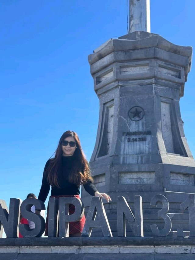 Fansipan Mountain in vietnam is SO mesmerizing.🇻🇳
