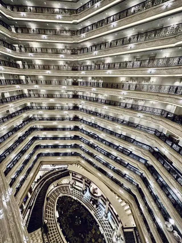 This was my first time staying in such a high-end hotel, and it was absolutely amazing!