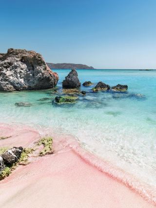 23-day tour of Mexico and other countries, including hot spring experience