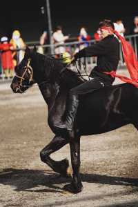 太激動!太熱血沸騰了!家人們,去烏魯木齊一定要去這個地方!