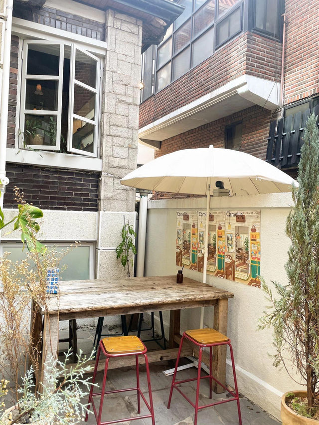 首爾延南洞探店 | Camellia，氛圍感拉滿