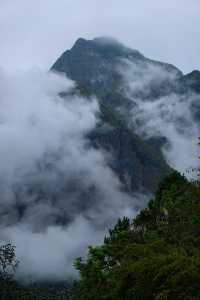 老撾｜琅多山腳下寧靜的小木屋