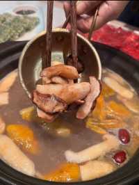 一啖入魂！麗江野生菌火鍋嘅極致誘惑