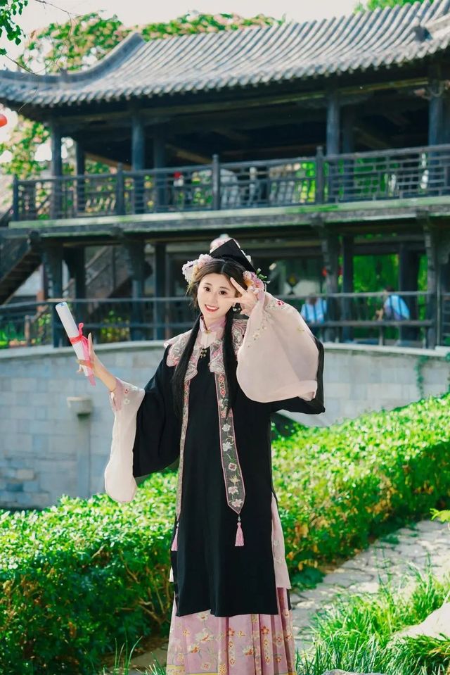 台兒莊古城中高考生免費遊玩古城啦！