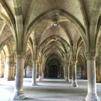 Glasgow Days: Murals, Music, and Merchant Stories