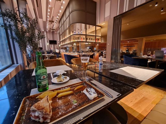 馬德里極致體驗：阿維尼達代交美國萬豪酒店   酒店：阿維尼達代交美國萬豪酒店   地址：Car