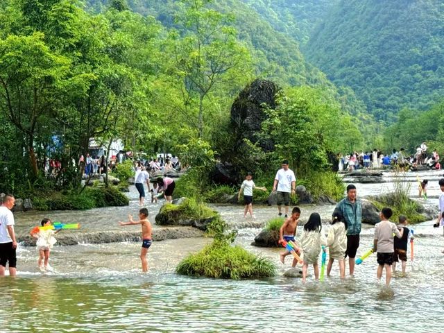 貴州6天5晚玩轉地球腰帶綠寶石
