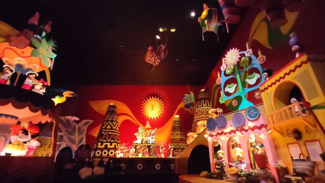 Disney Sea版本的小小世界
