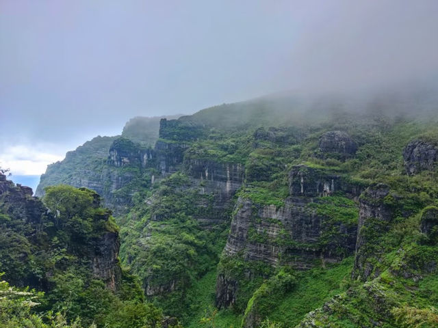 滇東秘境!曲靖深秋隱藏玩法上線,山水文化一鍵全含! 滇東秘境!曲靖深秋隱藏玩法上線,山水文化一鍵全含!