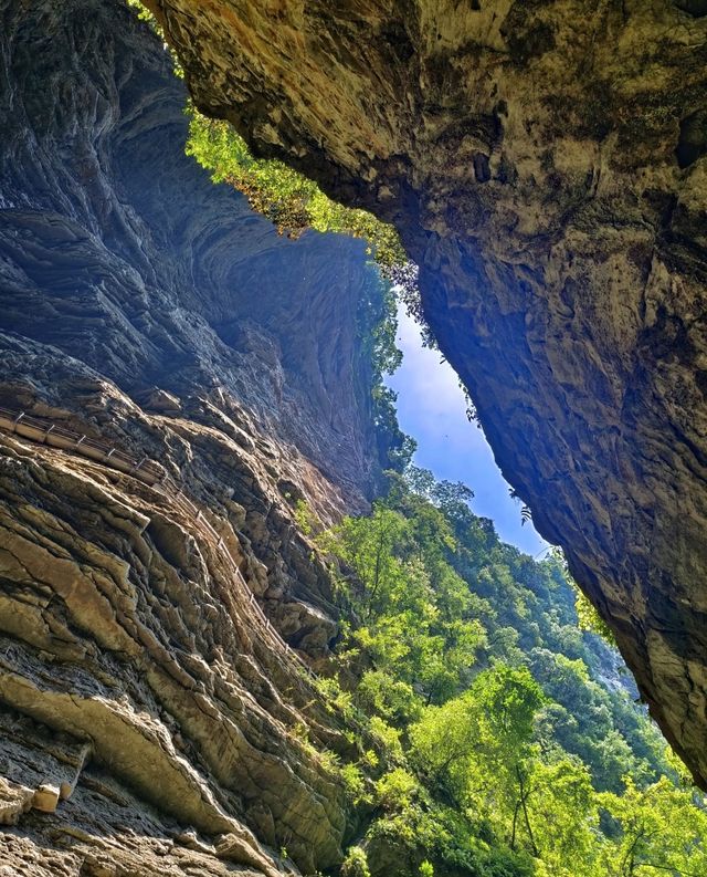 重慶龍水峽地縫！！超好拍誤入仙俠世界…