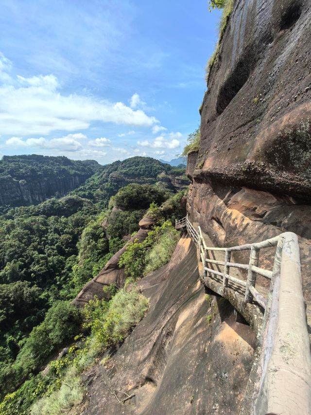 韶關丹霞山|陽元奇石冠嶺南 丹崖赤壁映錦江|Trip.com 仁化