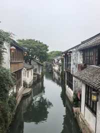 總要去趟周莊古鎮吧，看看課本裡的江南