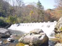 勉縣秋色的隱秘角落！雲霧山徒步解鎖神仙瀑布   必衝理由：  紅葉與瀑布的視覺暴擊！無人