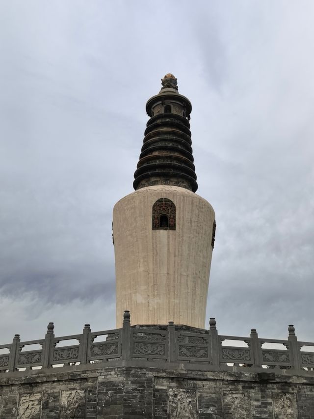 大同小眾景點法華寺與覆缽式琉璃喇嘛塔
