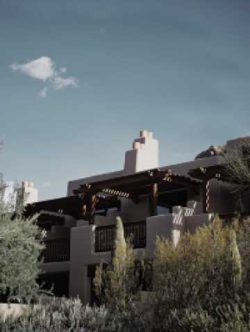 沙漠中的奢華綠洲