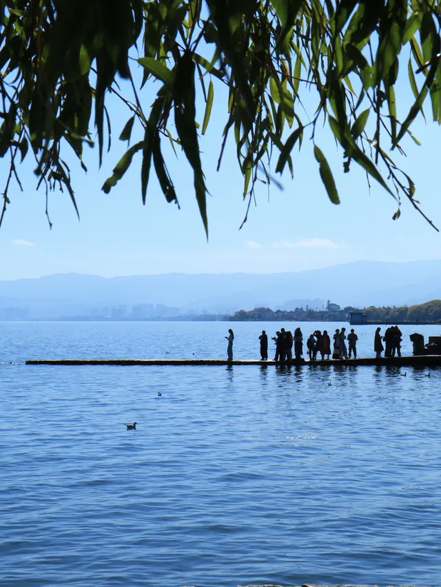 大理旅行 ｜龍龕碼頭入口這個機位太美了吧