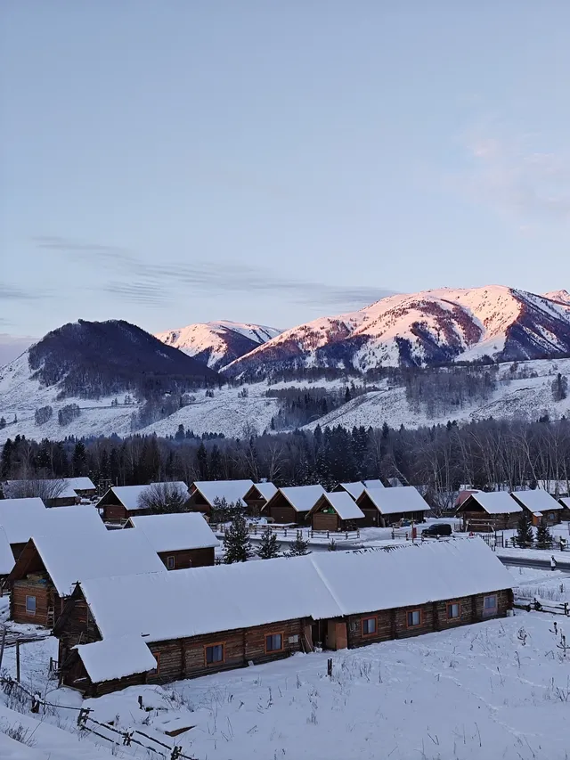 禾木封神機位被找到了！躺看日照金山