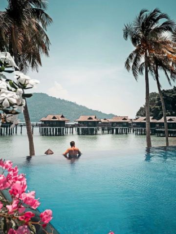 吉隆坡附近，明星皇室都愛去的一島一酒店