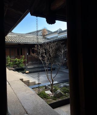 福州長楽陳氏民居｜市指定文化財の古民家、枯山水と花基の東洋美学の秘境