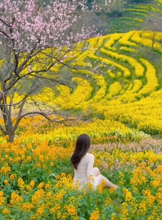 우위안 | 마치 수묵화 같은 고풍스러운 마을과 산과 들판이 어우러진 시적인 풍경이 공존하는 곳