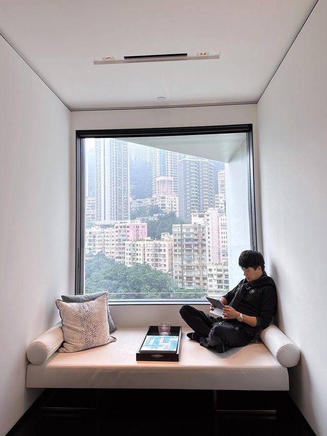 去staycation都要煲劇🤭