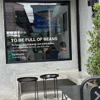 Helix Koff  คาเฟ่ชิคๆ สายบุรี 