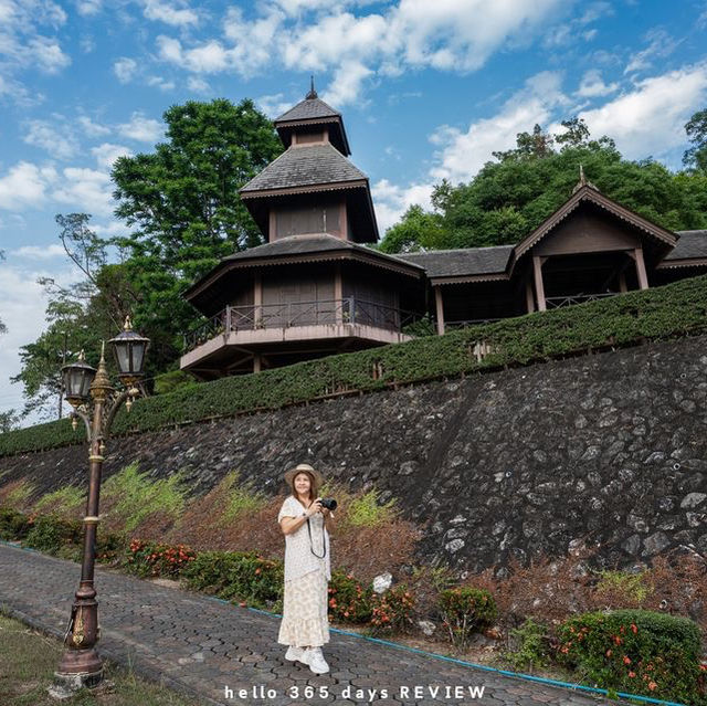 พระราชวังรัตนรังสรรค์ ระนอง
