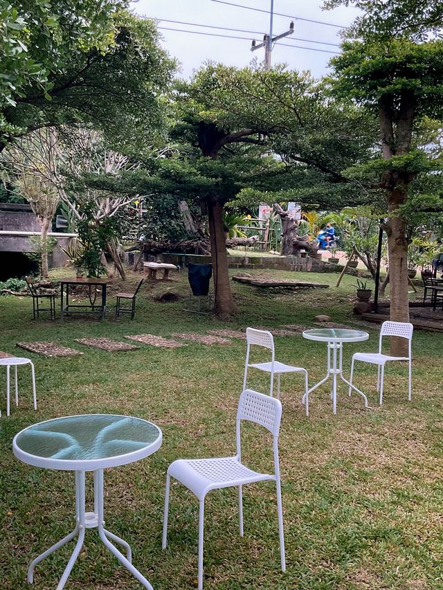 BAAN SILPA Art gallery & Cafe