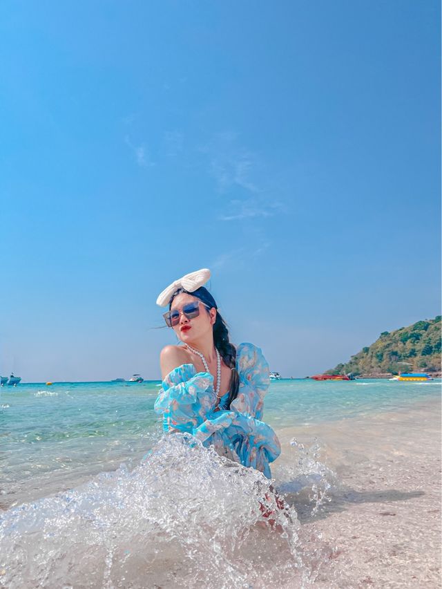 ‼️แชร์โลมา ถ่ายรูปกับน้องห่าน เจ้าหญิงแห่งหาดเทียน