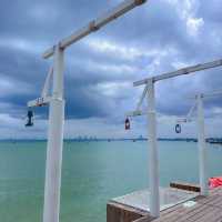 Kept Pier Cafe คาเฟ่กลางทะเล บางเสร่ จ.ชลบุรี