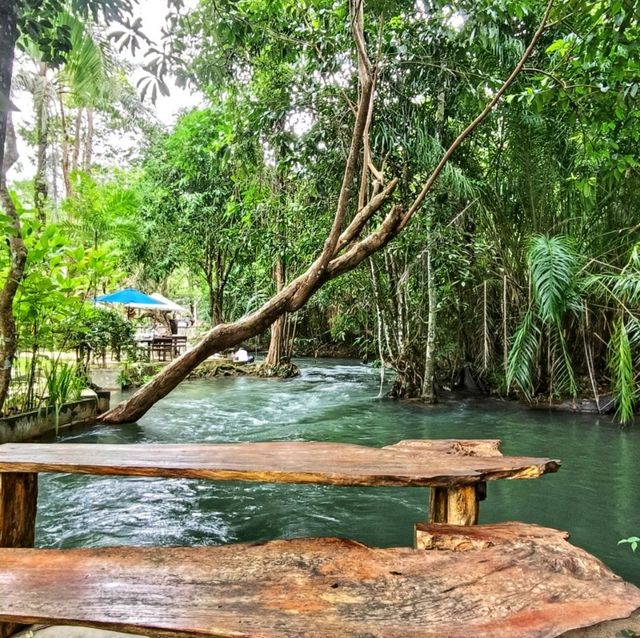 บลูธารา คาเฟ่ แอนด์ เรสเทอรองท์ กระบี่