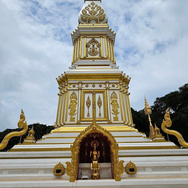 วัดมรุกขนคร