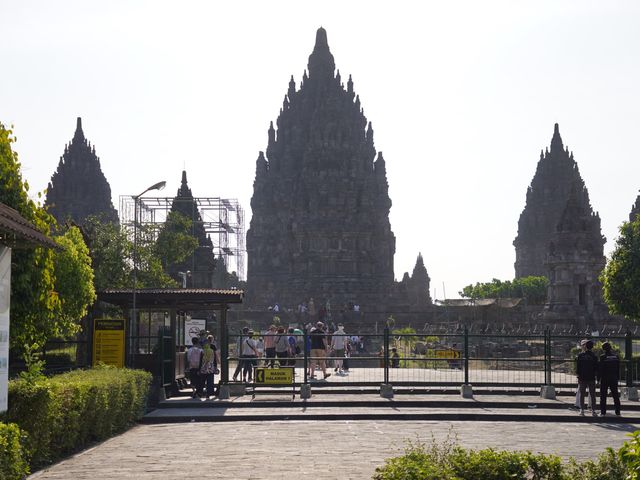 Prambanan: Myth Meets Stone Prambanan: Myth Meets Stone