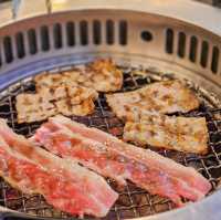 สายเนื้อ สายซูชิ ก็ครบจบที่เดียว อิ่มอร่อย ฟินกันทั้งครอบครัว 😋
