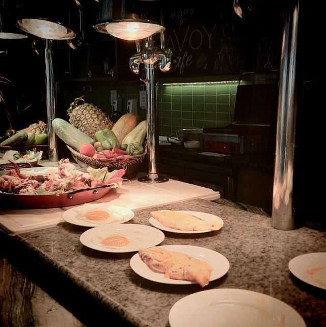 SAVOY CAFE: REMARKABLE BREAKFAST BUFFET