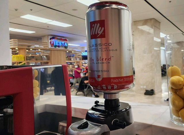 믿고 마시는 illy CAFFÈ