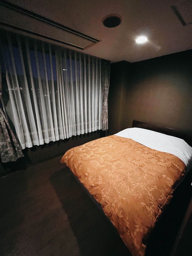 人均$800 | 落樓就對住富士山嘅溫泉酒店🏔️