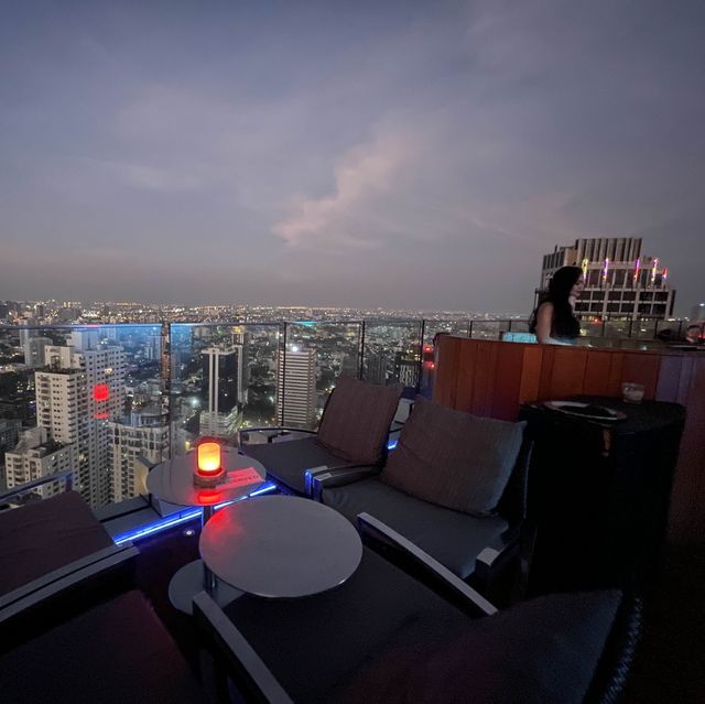 【バンコク】バンコクの夜景が360°楽しめるルーフトップバー🍸