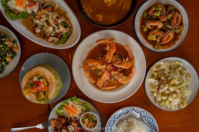 See The Sea ร้านอร่อยซีฟู้ดริมทะเลคลองม่วง กระบี่
