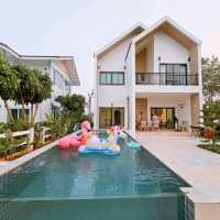 หนีร้อน มาพัก Poolvilla เขาใหญ่