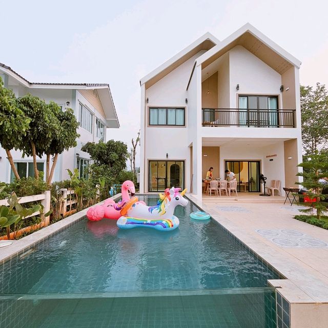 หนีร้อน มาพัก Poolvilla เขาใหญ่