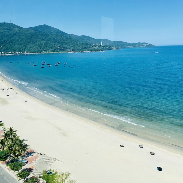 Danang - the best beach front hotel 
