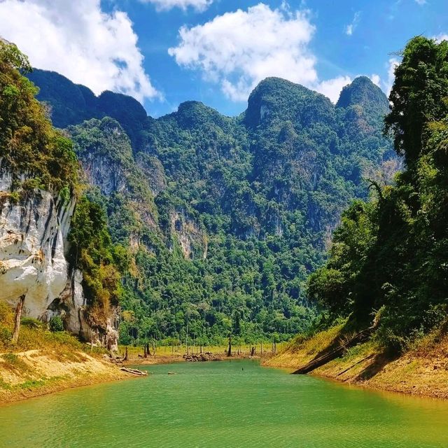 Cheow lan dam in Thailand 