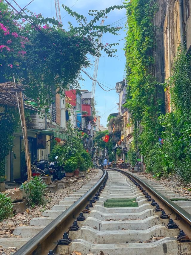 ⚠️⛔️On the most dangerous street in Hanoi⚠️⛔️