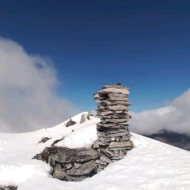Mountain climbing in Putao 🧊 🏔️ ❄️ 