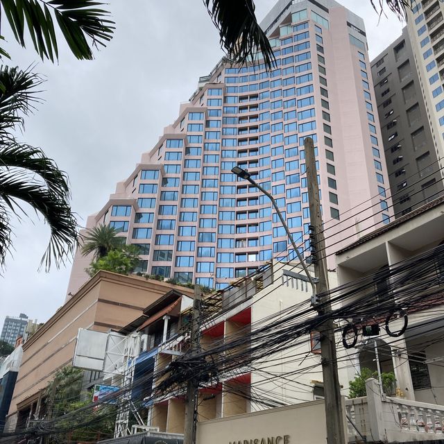 曼谷Asok站附近經濟酒店｜曼谷林布蘭套房酒店
