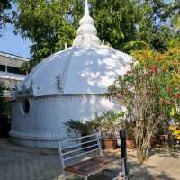สถูปเจดีย์พระมาลัยโปรดโลก วัดมิ่งเมือง