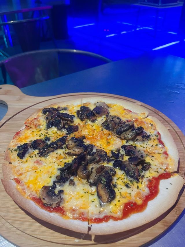 型格調酒吧餐廳🎸chill住享受高質美食🤪