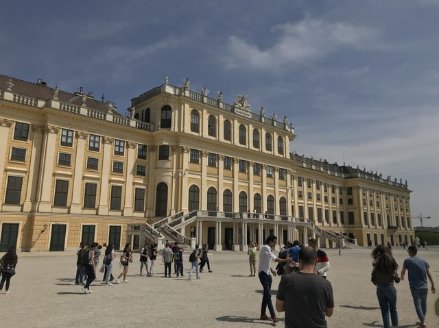 維也納的美泉宮Schoenbrunn Palace 